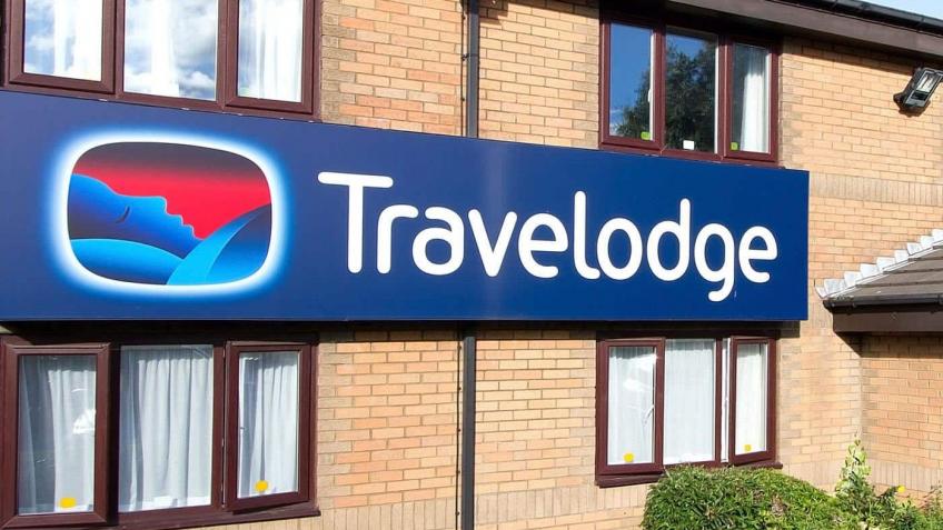 Help get Linda and her family out the Travelodge