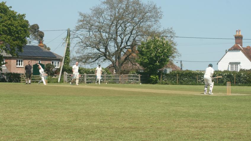 Pett CC need a NEW ROLLER