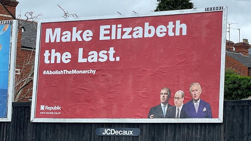 MORE billboards to #AbolishTheMonarchy