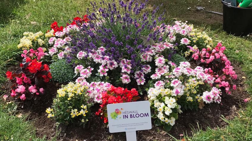Heswall in Bloom. To keep Heswall blooming.