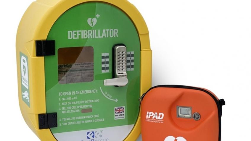 Defibrillator