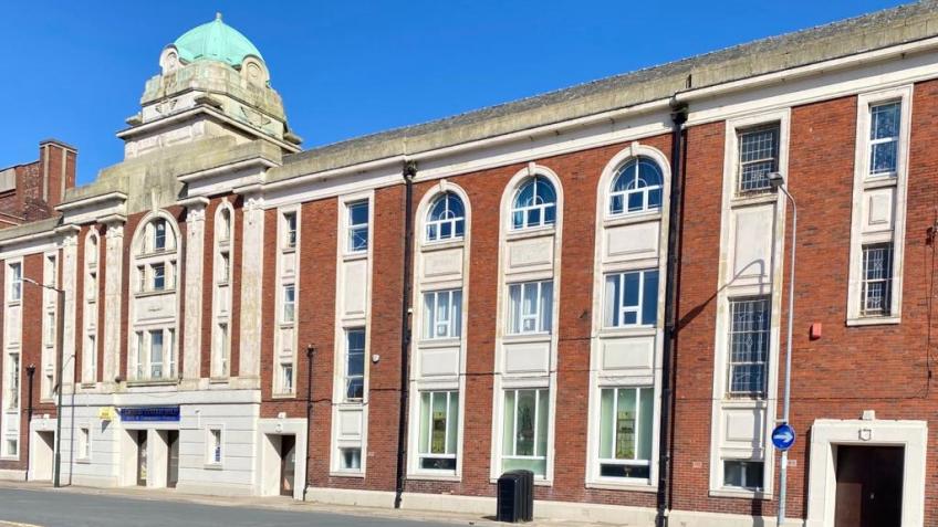 Donate to help maintain Grimsby Central Hall