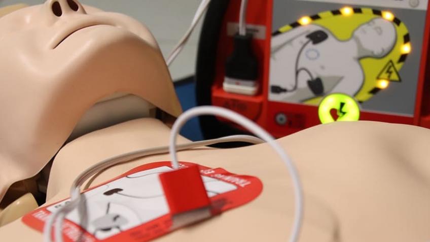 Polyapes Scout Campsite Defibrillator