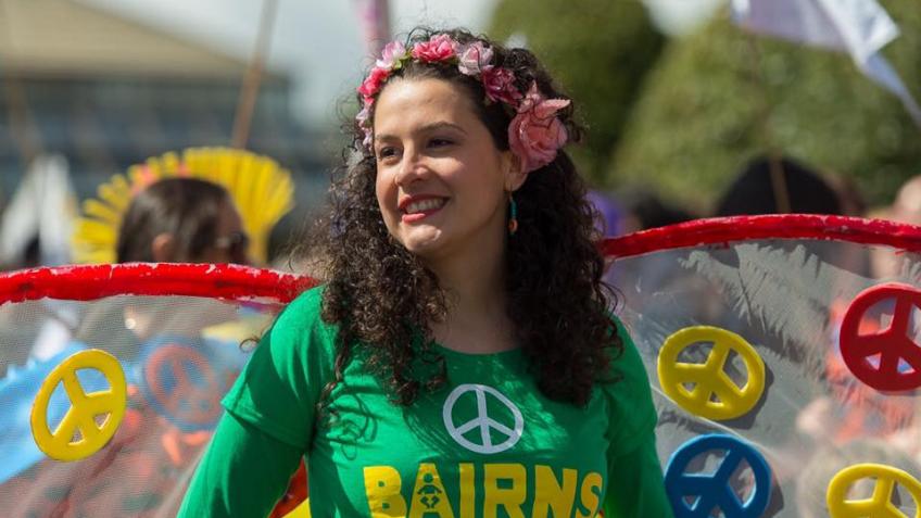Help me set up a women’s rights charity in Romania