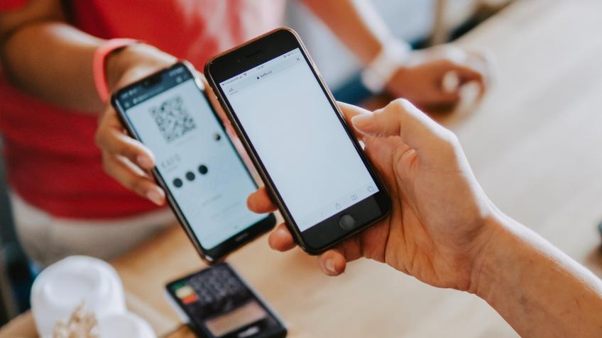 Give2 - cashless gifting to homeless individuals