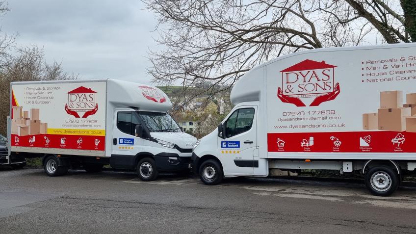 Delivering supplies to Ukraine