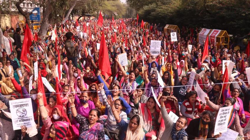 Support the strikers in Delhi and Haryana!