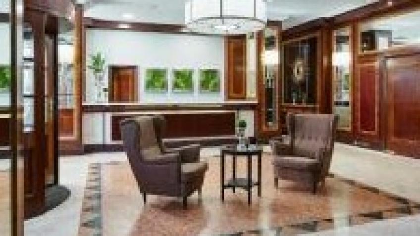 1 Night B&B for 2 Birmingham Marriott Hotel