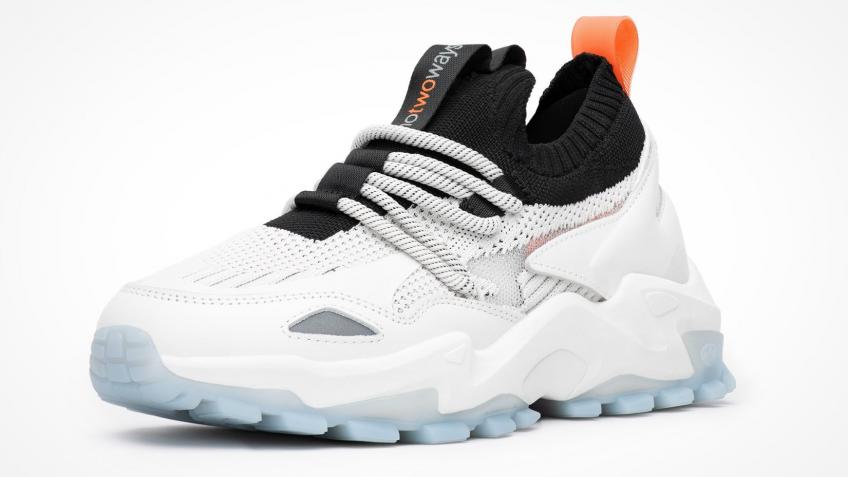 notwoways Apricity Trainers
