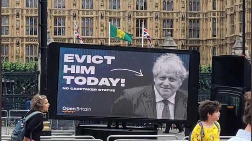 #StopTheRot - Evict him today!