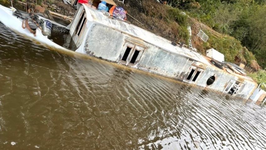 Help to fix the boat!