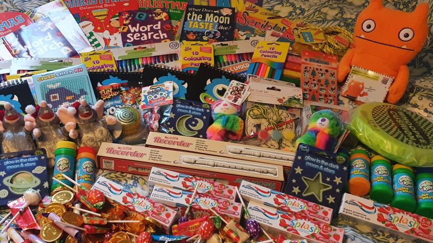 Christmas shoeboxes (children's presents)