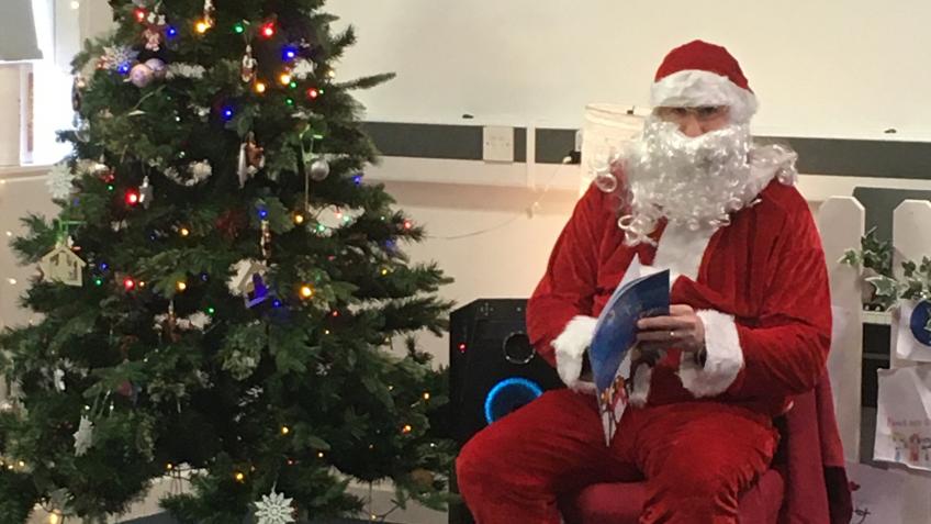 Oasis Hub MediaCityUK Christmas Appeal 2022