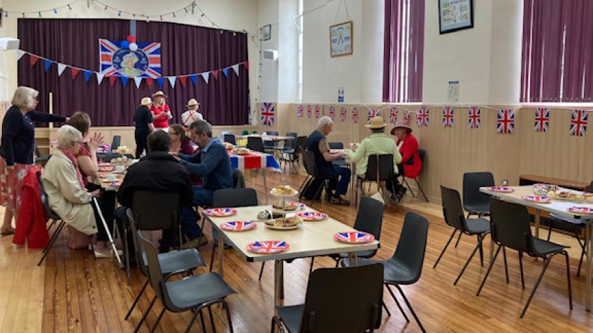 Floyd's Community Cafe and Warm Space.