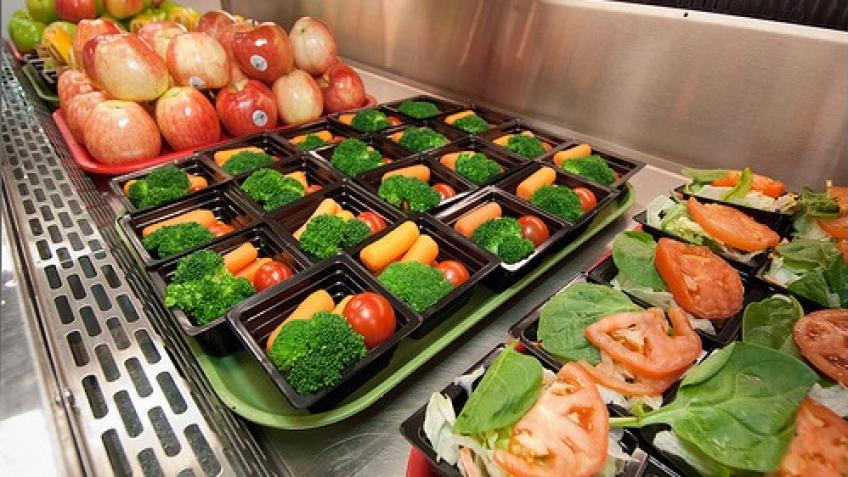 Prevent Holiday hunger for Kids this Winter