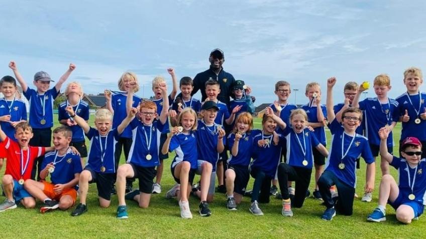 Bangor CC - Supporting Girls' & Women's Cricket