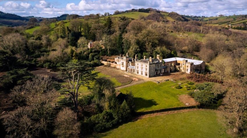 Win a 'Castle' for a week!