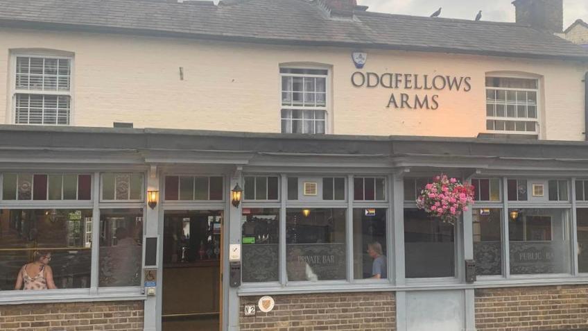 Save The Oddfellows Arms Pinner!