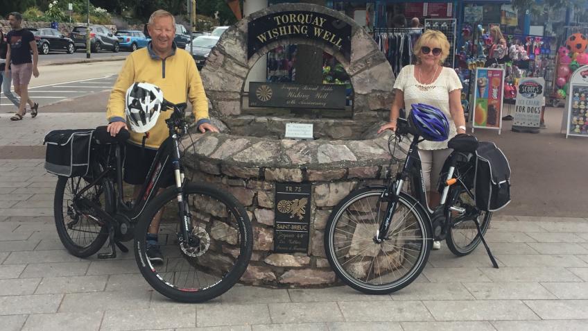 Torquay Round Table Xmas Childrens Hampers Funding