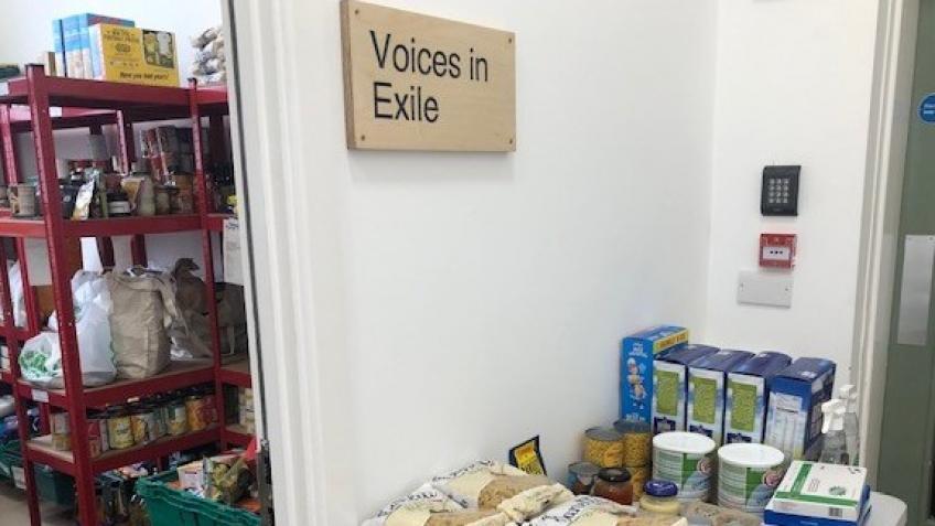 Food and support for refugees and asylum seekers