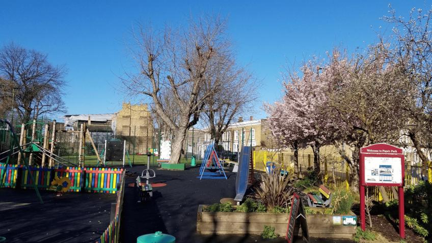 Papa's Park - repair our park!