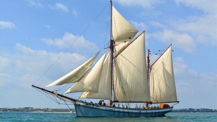 Hand-Turned wooden pen from an Historic Ship
