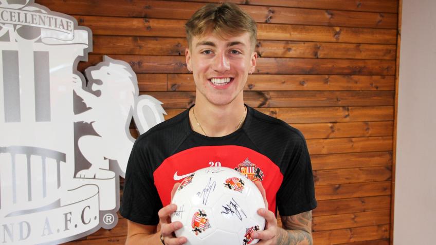 Win Signed SAFC Ball