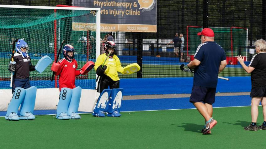 Cambridge City HC - funding Youth hockey equipment