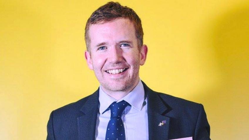 Re-Elect Stuart McDonald SNP
