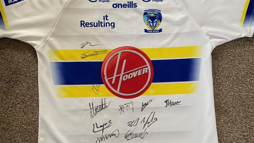 Warrington Wolves signed shirt