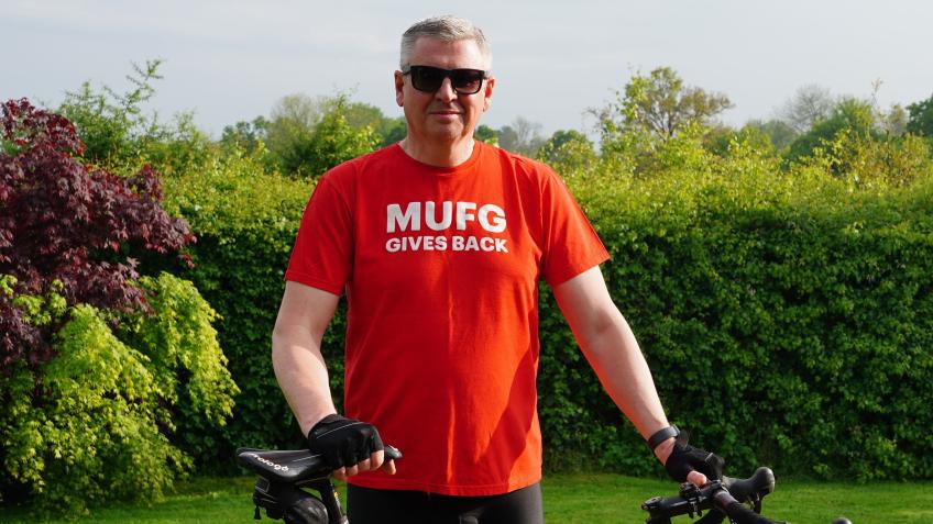 Neil Murray London to Amsterdam Cycle