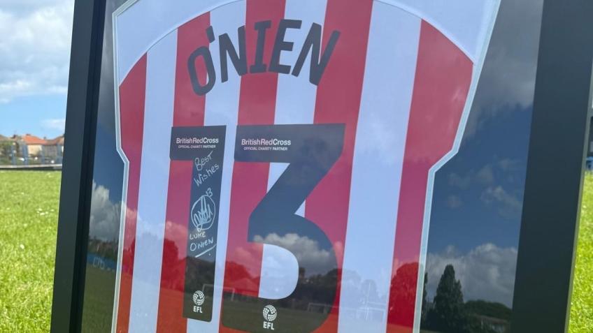 Luke O'Nien Signed Framed Shirt