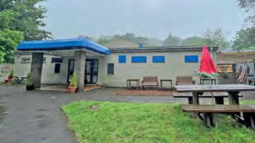 Save our community hub and iconic building.