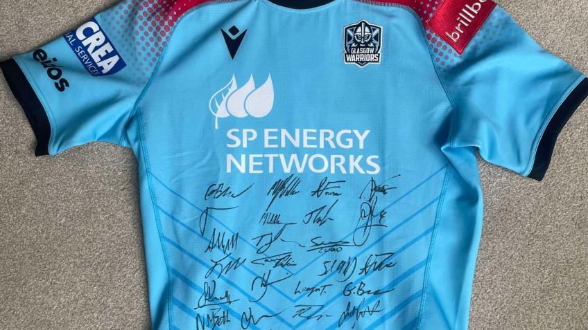 Win a Signed Glasgow Warriers Rugby Top