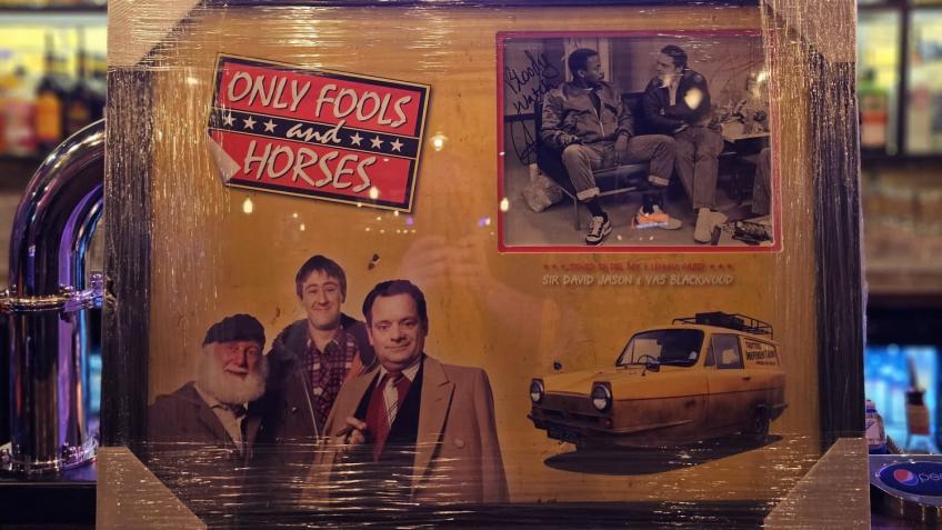 Win a signed ONLY FOOLS & HORSES framed print