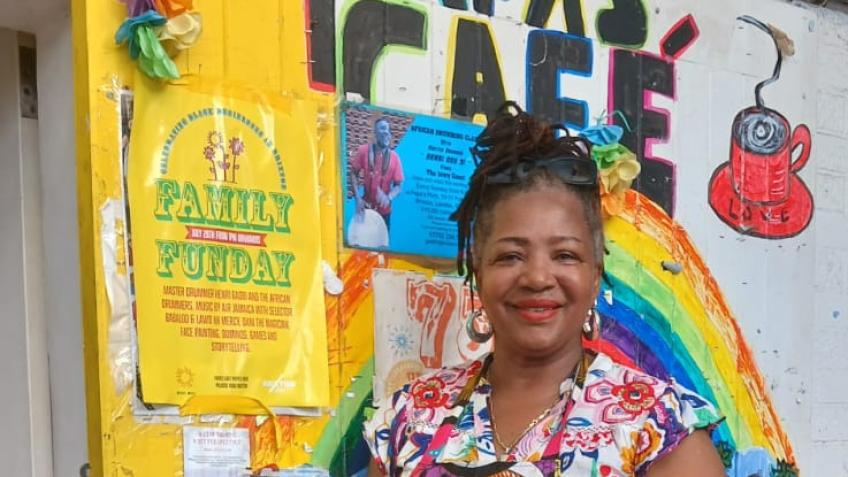 Help Papa's Park and Cafe Recover From a Break-In