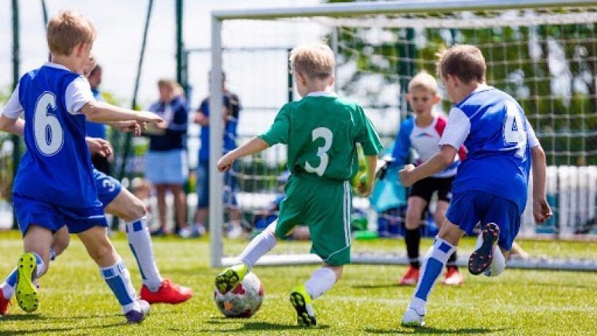 Shaftesbury Avenue Football Goal for Kids