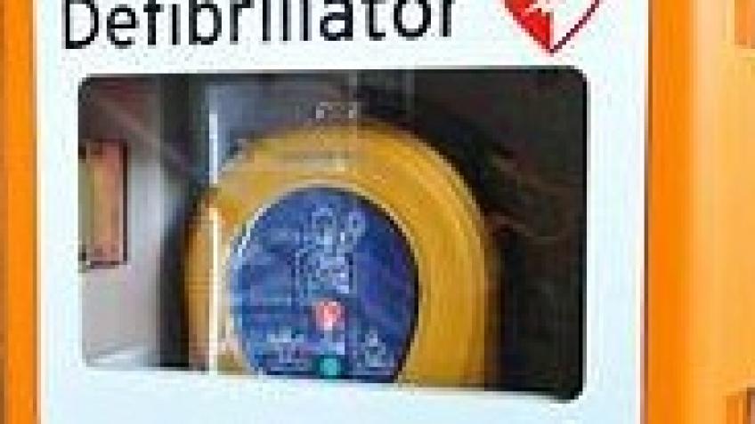 Defibrillator in Rumbridge Street, Totton.