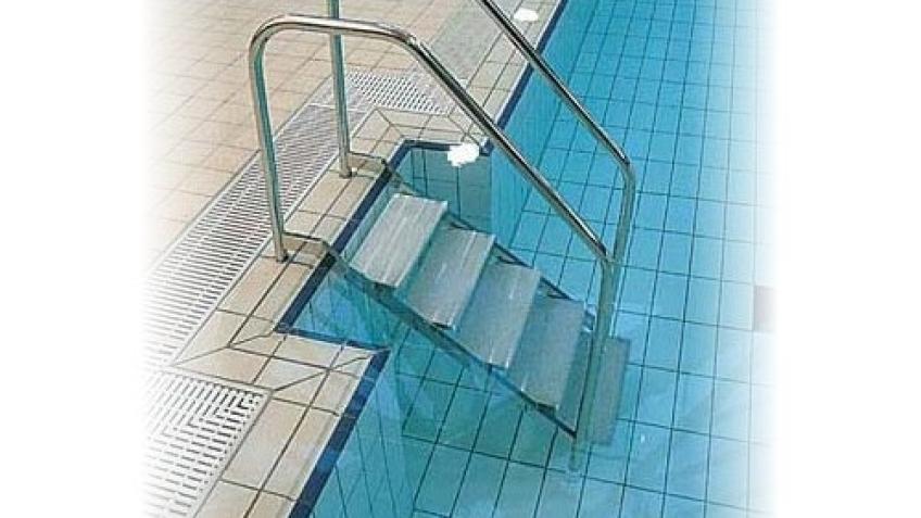 Calon Tysul - Graduated Pool Steps