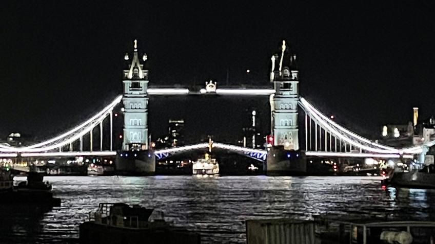 Help the Suicidal Stay Safe on Londons Bridges