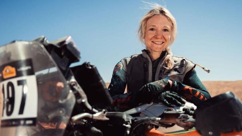 Africa Eco Race - The Hard Way ; Malle Moto