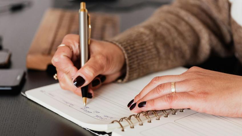 English House Services for Unpublished Writers