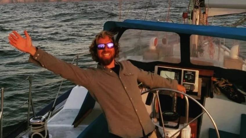 Save sailing yacht Nzuri after the hurricane .