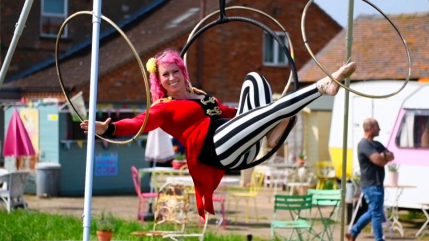 Flow arts prize draw for Penny Farthing's Studio