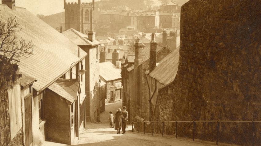 To the Market House