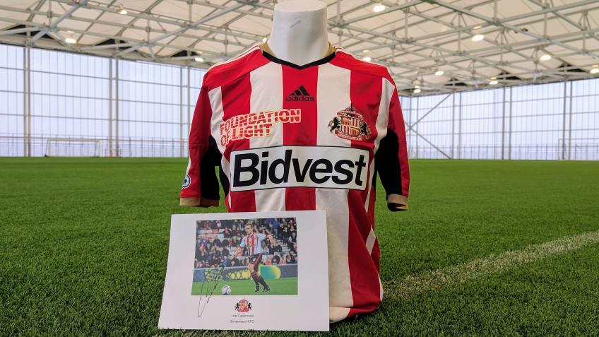 Win Signed Lee Cattermole Bundle