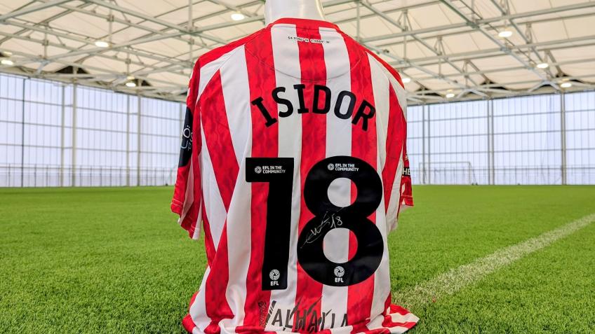 Win Wilson's Shirt