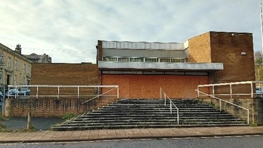 Refurbish our new community hub!