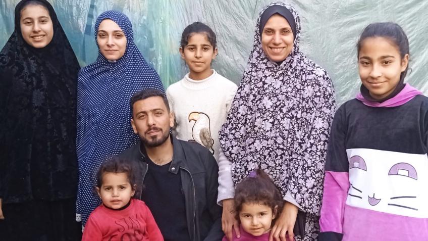 Help Saleem rebuild his family house in Gaza