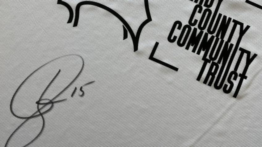 Community Weekend Signed Shirt - Salvesen